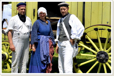 Artilleristen mit Marketenderin